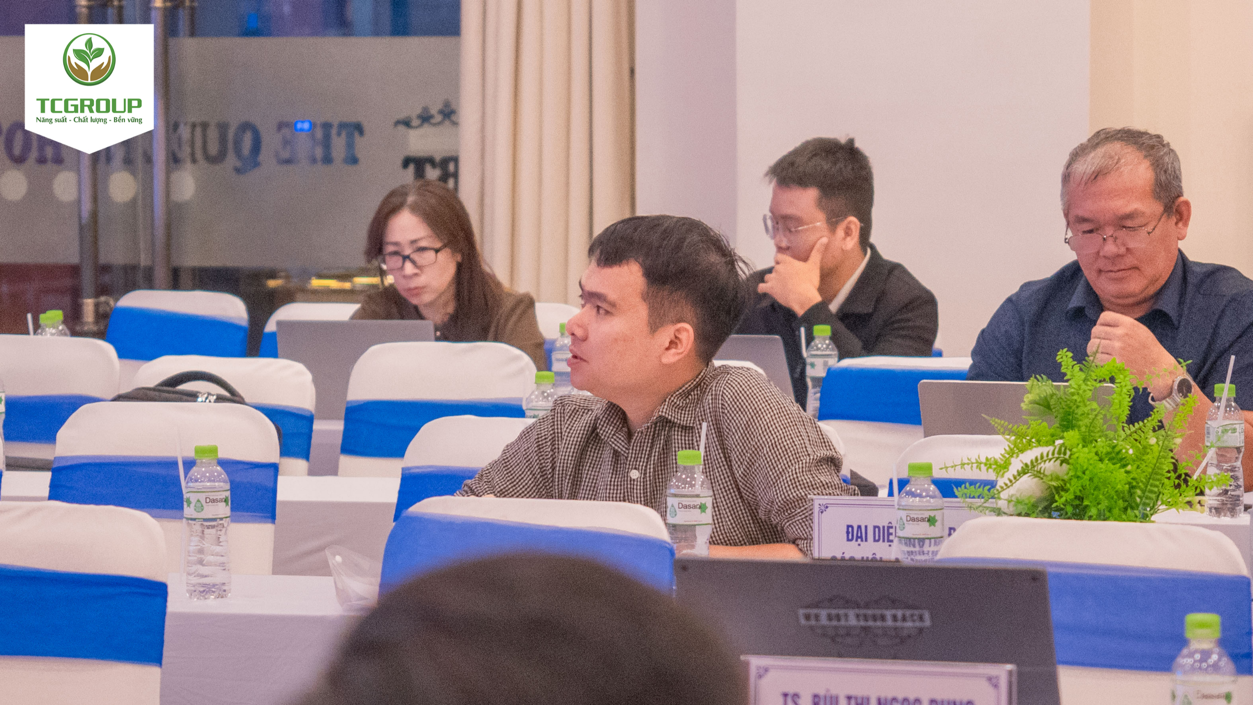 Ông Hoàng Mạnh Hùng - Đại diện cho công ty TCGROUP và TCBIOTECH